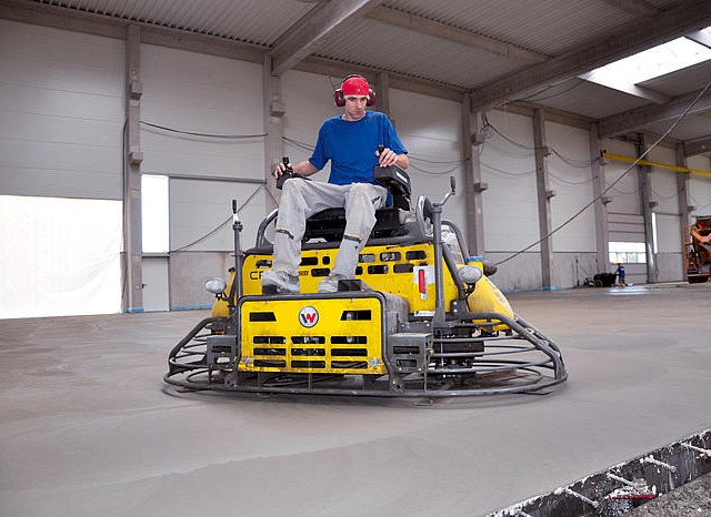 Wacker Neuson Затирочная машина  CRT 36 003